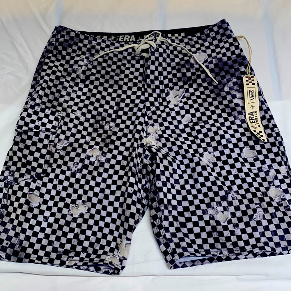 BRAND NEW VANS BOARD SHORTS!